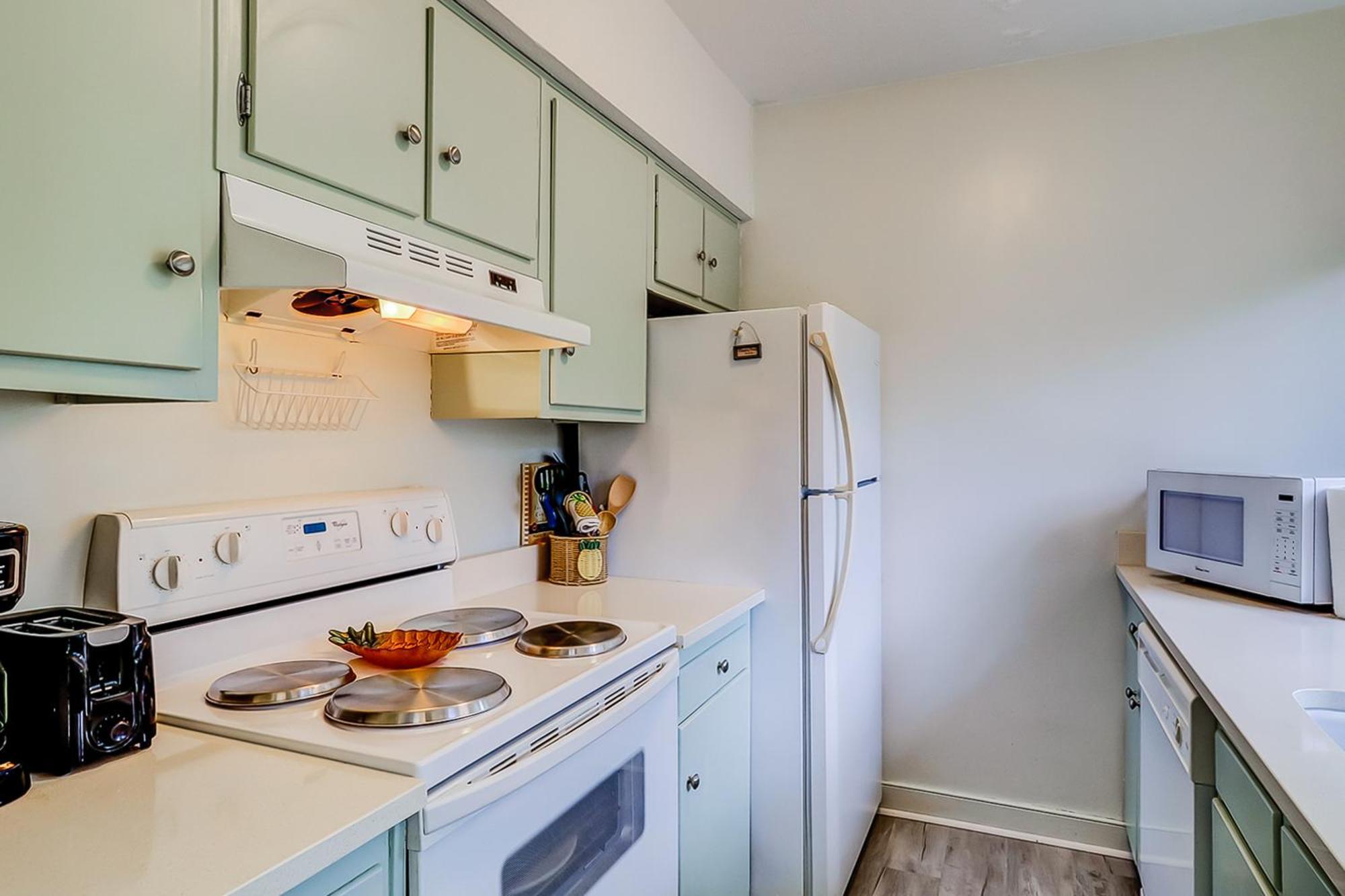 Seascape Villas Hilton Head Island Room photo