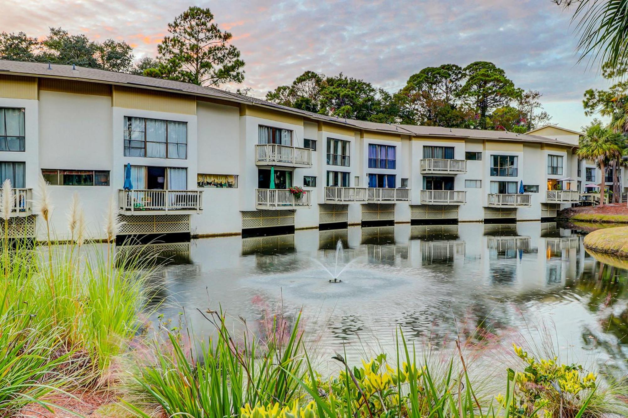 Seascape Villas Hilton Head Island Room photo